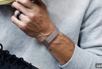 Google’s New Fitbit Band Hid in Plain Sight, Software Revealed