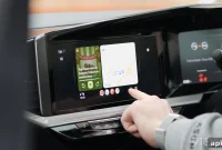 Android Auto Bug Keeps Google Maps in Day Mode at Night