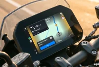 Android Auto and CarPlay Add Navigation for Motorcycles