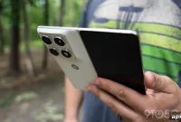 Motorola Razr Fold Gets Trade-In Boost and Free Extras
