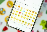 Gboard Rolls Out New Emoji Size Setting
