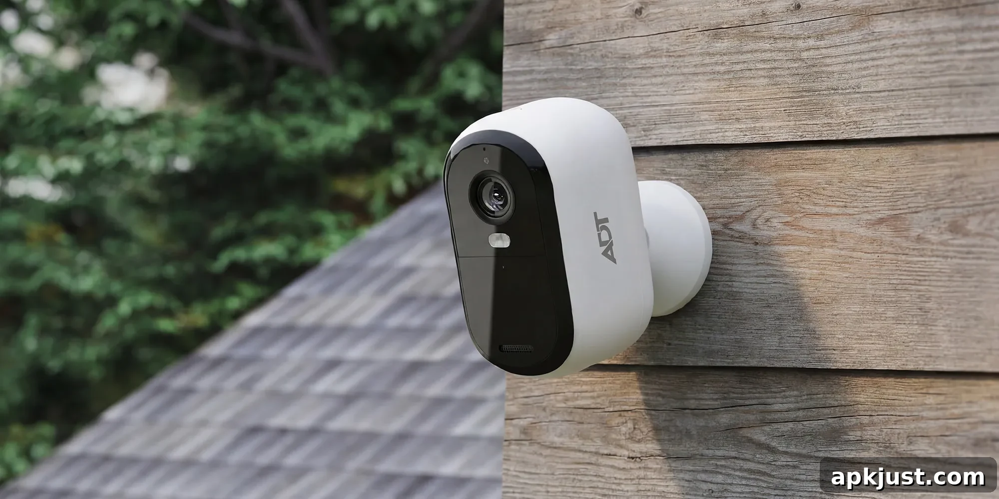 ADT Blu outdoor camera