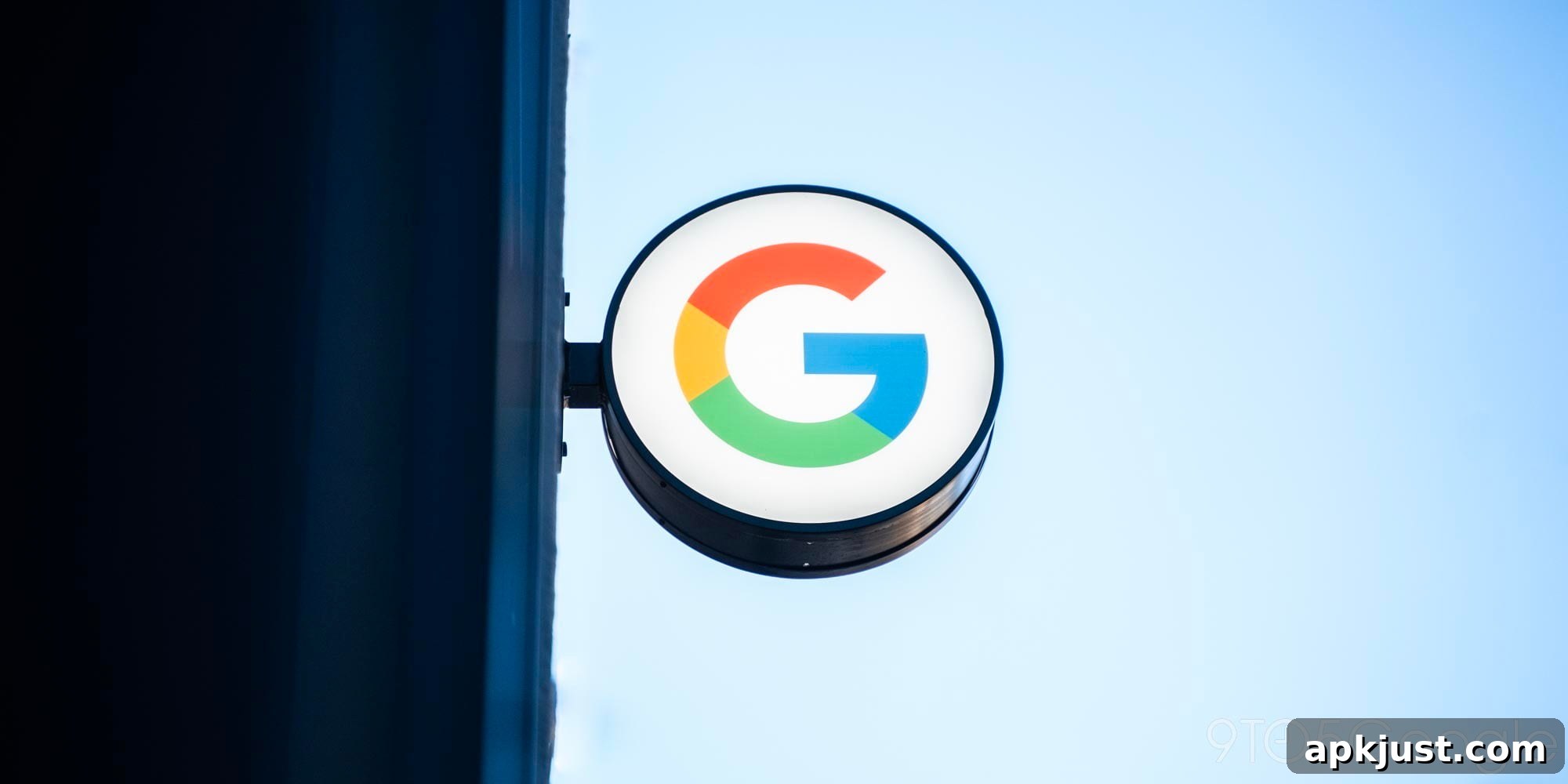 Site default logo image